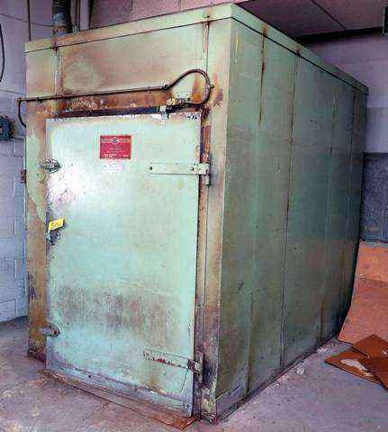 Item A4212: GEHNRICH GAS FIRED OVEN, WALK IN, GAS FIRED
