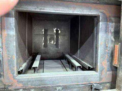 A4297 Surface Combustion vacuum atmosphere draw furnace, photo 3