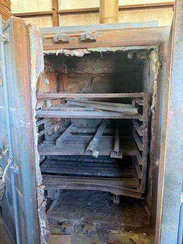 A4559 Pollution Control burn off oven, photo 3